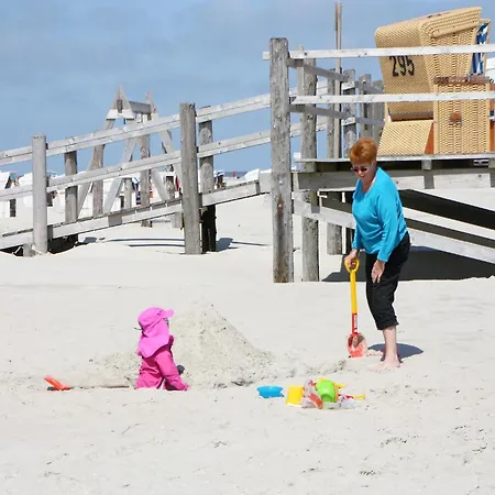 In St Peter-ording, Cleaning Included Böhl